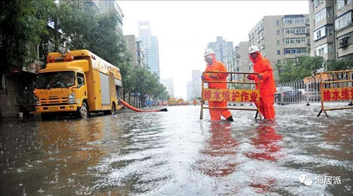 暴雨季：中国和日本还隔着一条下水道