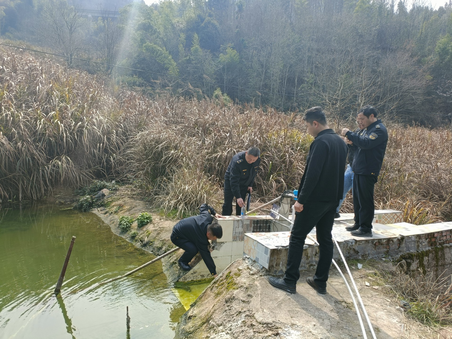 赣、闽三级联防联控共护信江水环境安全