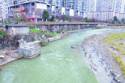 春节期间龙岩龙津河变小清新 关键要整治上游排污