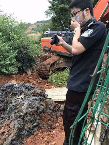 病死猪偷埋案:村民向环保督察组举报 当地曾否认