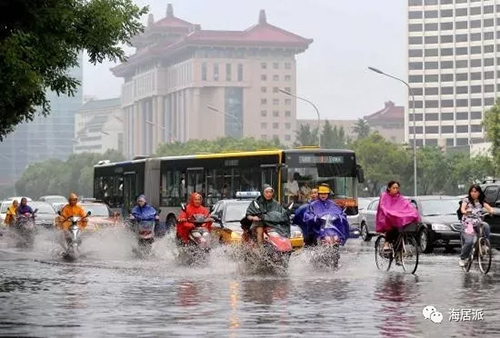 暴雨季：中国和日本还隔着一条下水道