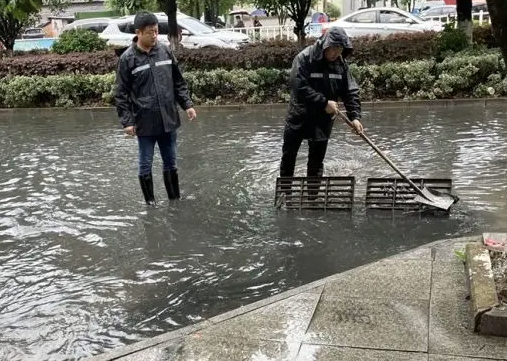 图文实录 | 面对局地极端 城市排水防涝如何应对？住建部回应