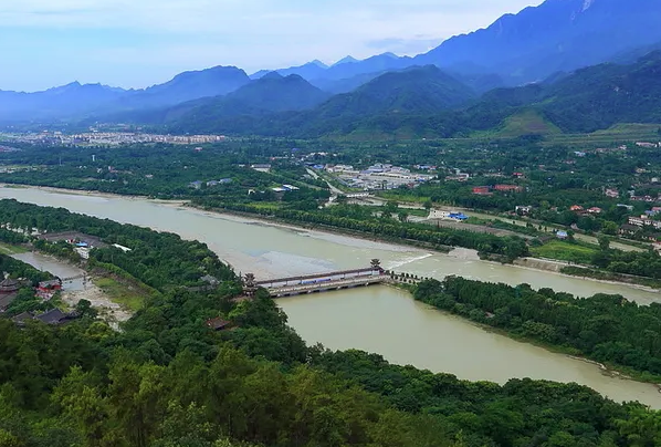 王洪臣：用技术装备化破解大城市治水难题