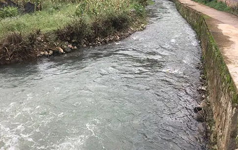 “入河排污口”专指工业污水排污口吗？餐饮油烟污染如何管控？