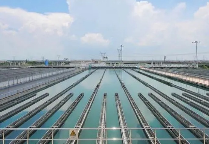 云南水务：2023年净亏6.88亿元 同比收窄约35%